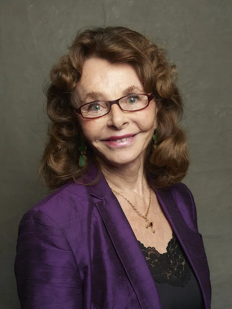 LINDA MOULTON HOWE